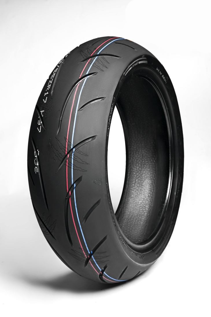P1724 200/55ZR17 K97 MOTORCYCLE RADIAL TYRE WITH DOT EMARK CCC ISO9001